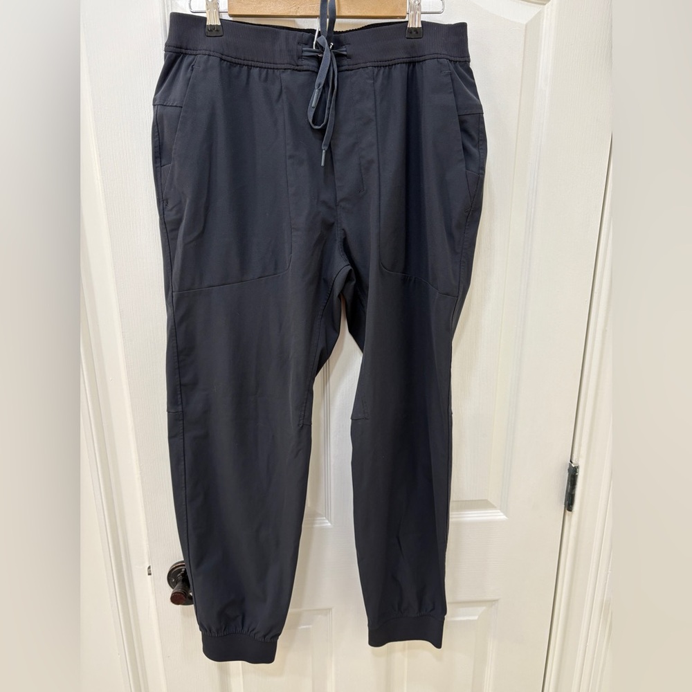 Lululemon Men's Joggers